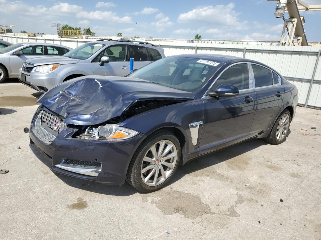 JAGUAR XF 2.0T PREMIUM
