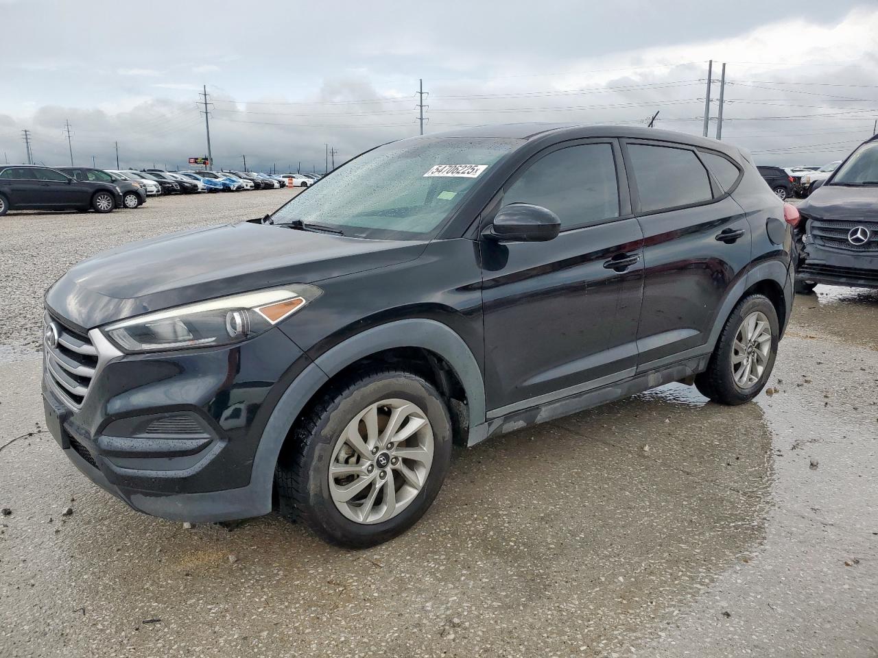 HYUNDAI TUCSON SE