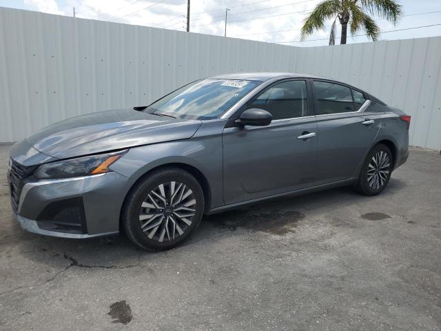 NISSAN ALTIMA SV