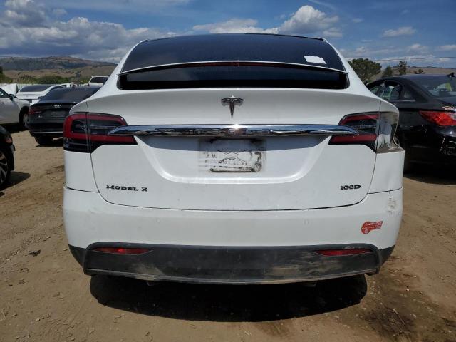 2017 TESLA MODEL X - 5YJXCAE20HF044180