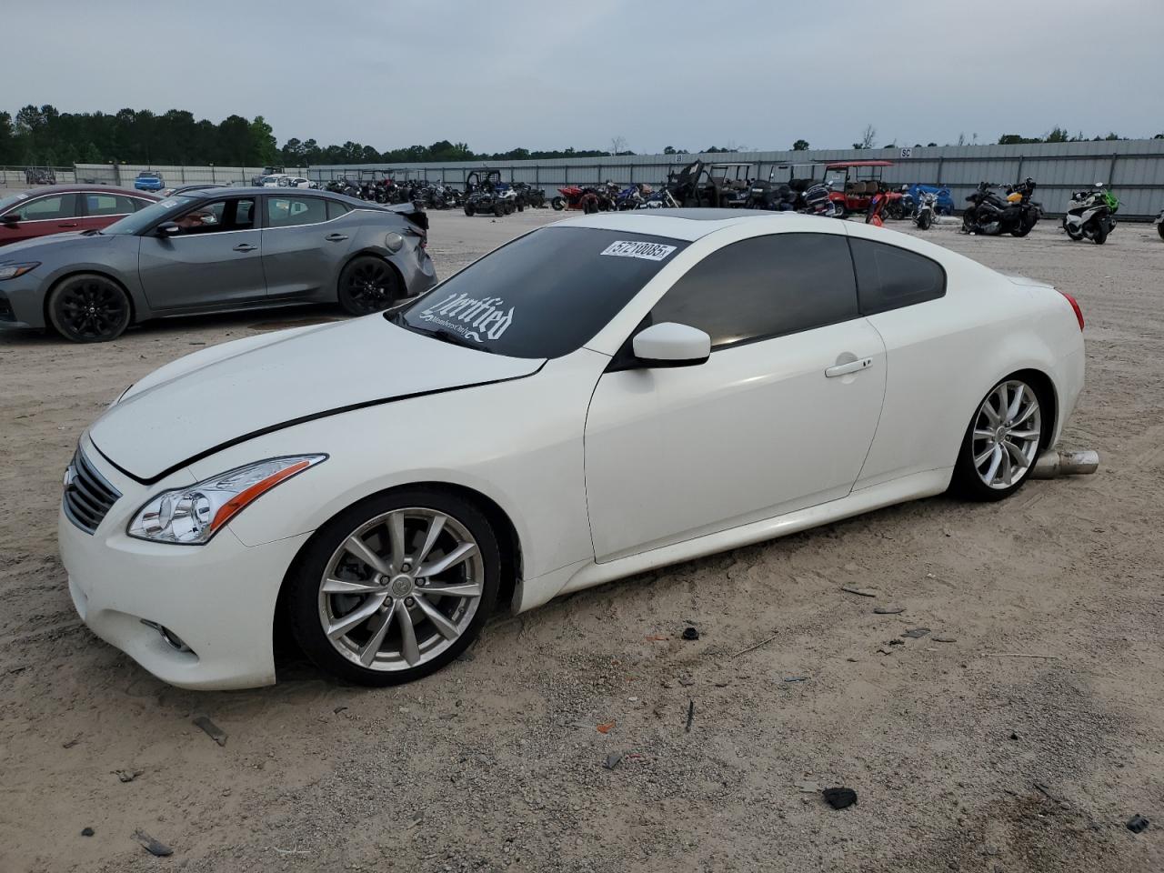 INFINITI Q60 JOURNEY