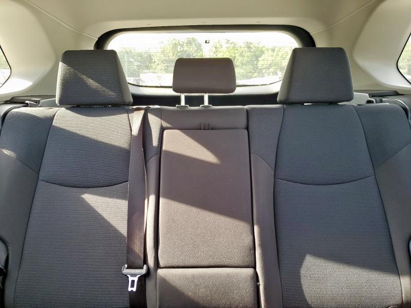 2022 TOYOTA RAV4 LE - JTMLWRFV4ND565399