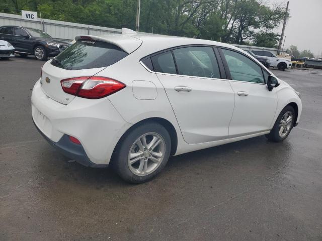 Vin: 3g1be6sm8hs611744, lot: 56890405, chevrolet cruze lt 20173