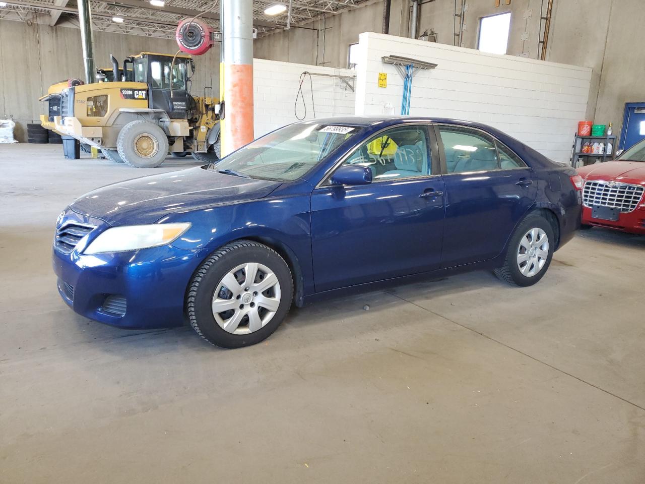 TOYOTA CAMRY BASE