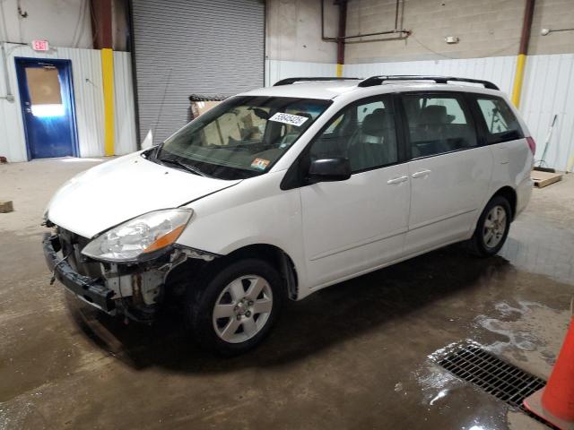 TOYOTA SIENNA CE