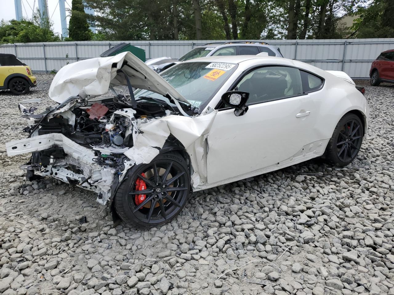 TOYOTA GR86 PREMIUM
