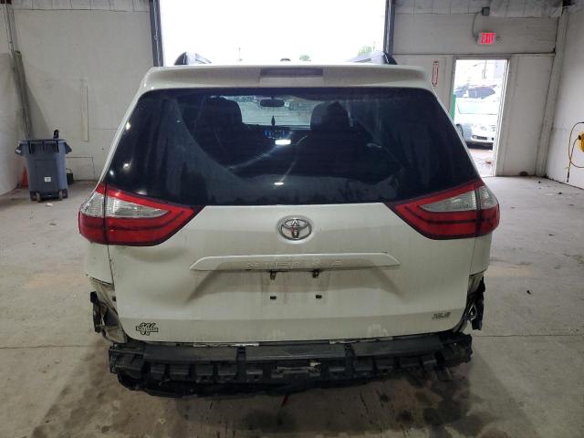 2015 TOYOTA SIENNA XLE - 5TDYK3DC8FS664376