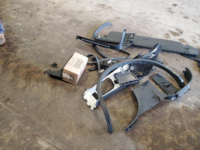 2017 VOLKSWAGEN TOUAREG WO WVGRF7BP0HD002906