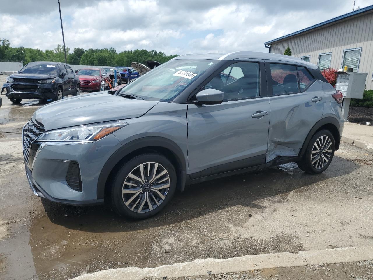 NISSAN KICKS SV