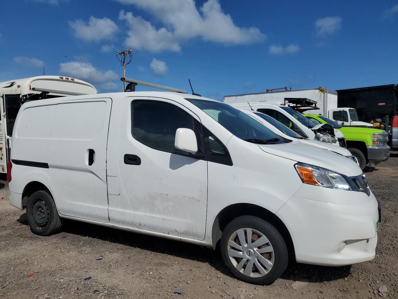 NISSAN NV200 2.5S