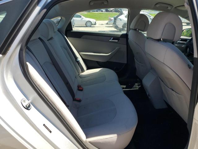 2016 HYUNDAI SONATA SE 5NPE24AF2GH418857