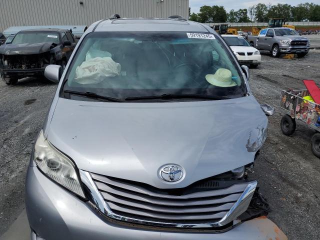 2017 TOYOTA SIENNA XLE 5TDDZ3DC4HS187183