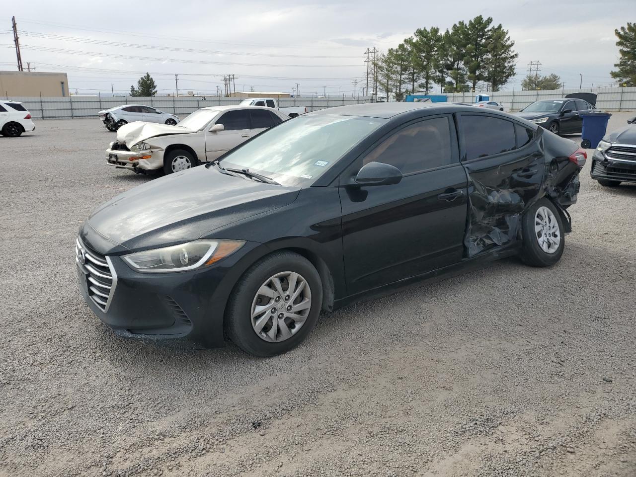 HYUNDAI ELANTRA SE