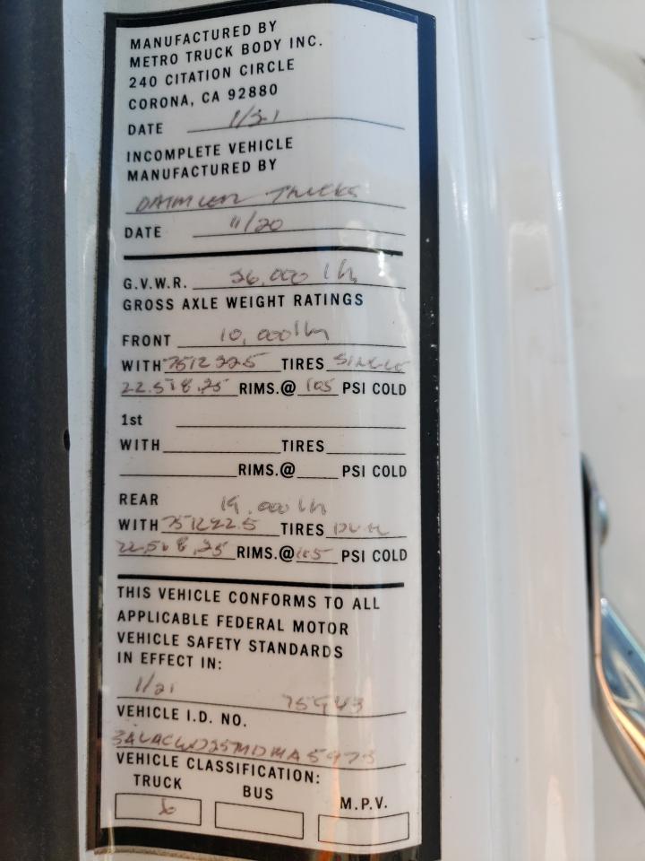 Lot #3284629339 2021 FREIGHTLINER M2 106 MED