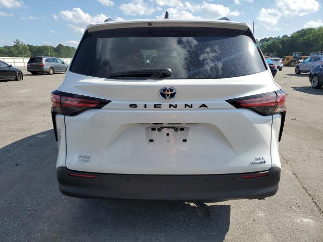 2022 TOYOTA SIENNA XLE - 5TDJRKEC4NS088614