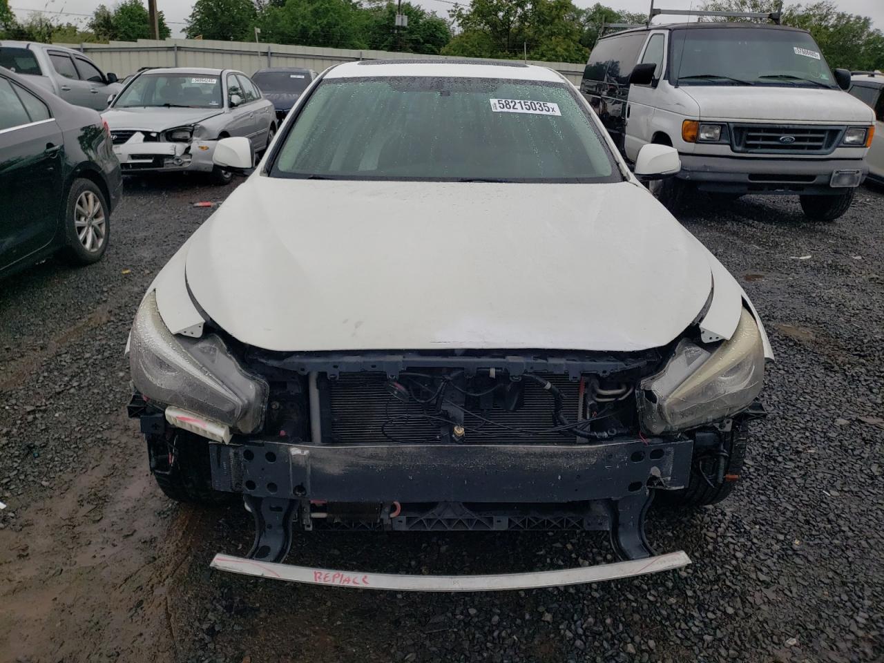 INFINITI Q50 2015
