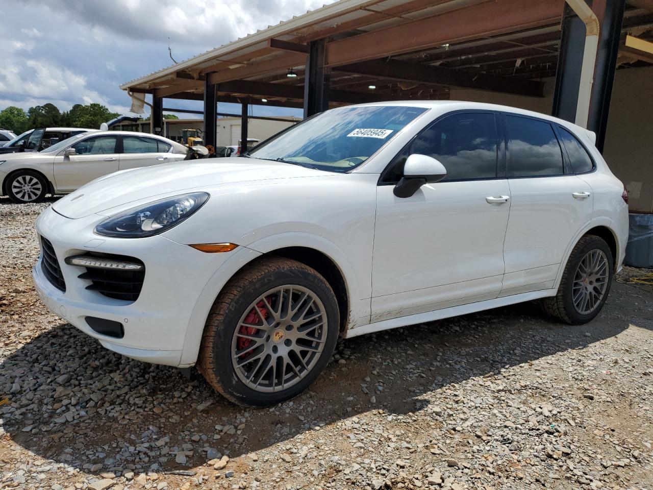 PORSCHE CAYENNE GTS