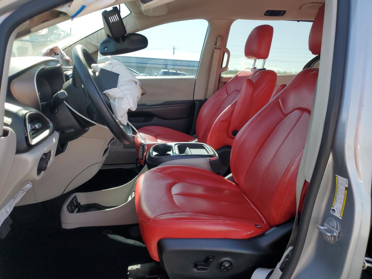 CHRYSLER PACIFICA TOURING PLUS