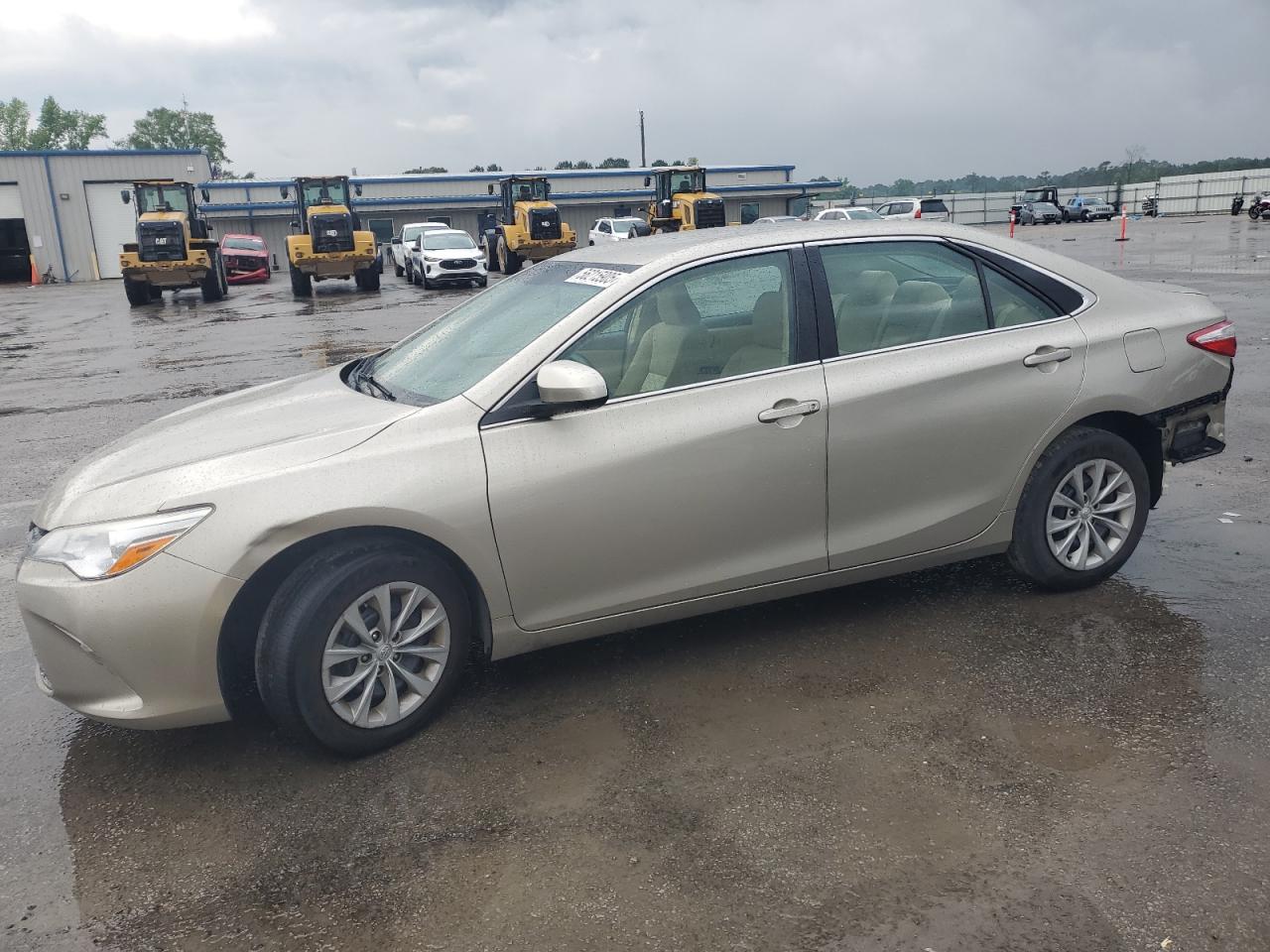 TOYOTA CAMRY LE