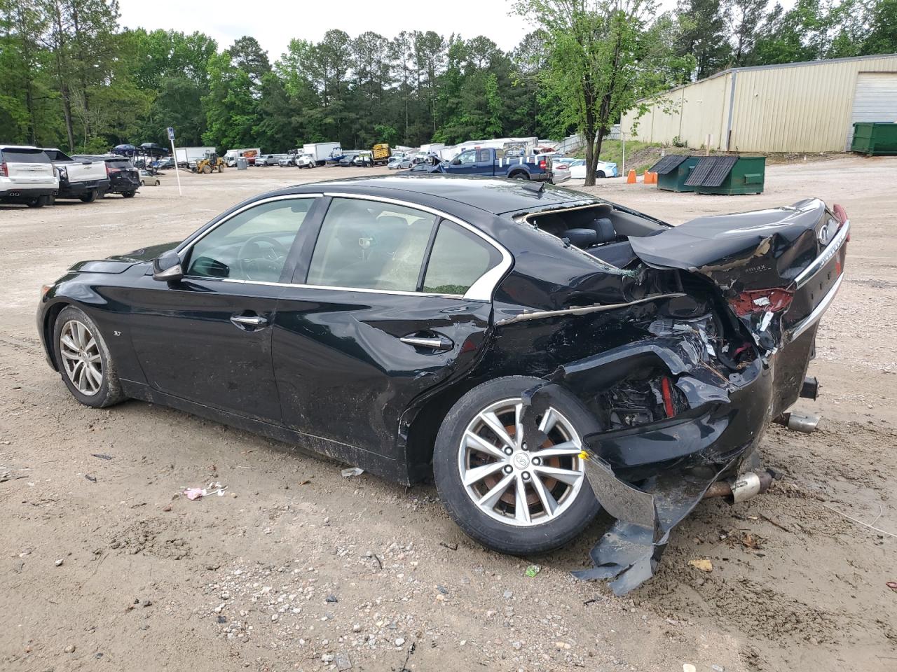 INFINITI Q50 2015