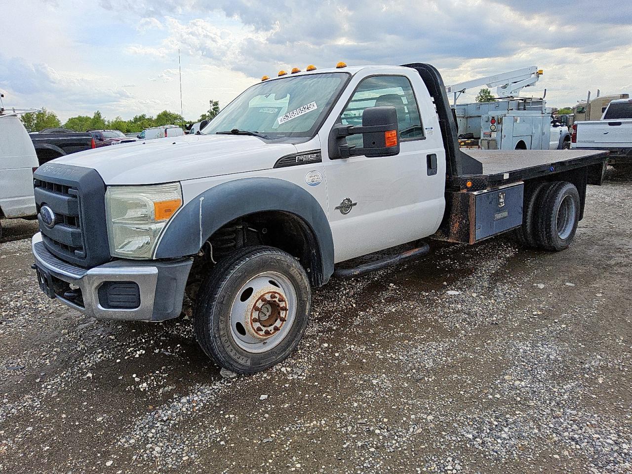 FORD F-550 SUPER DUTY