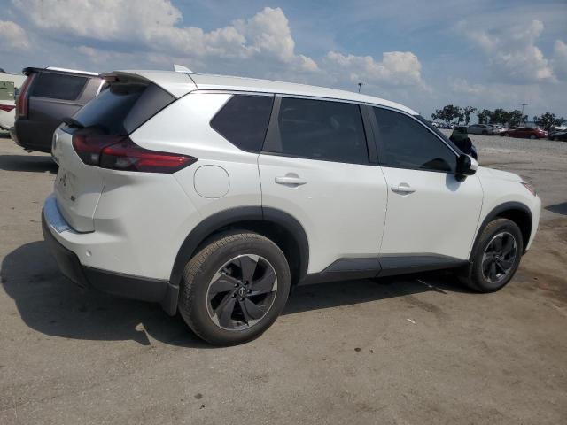 Vin: jn8bt3baxrw353190, lot: 57612195, nissan rogue sv 20243