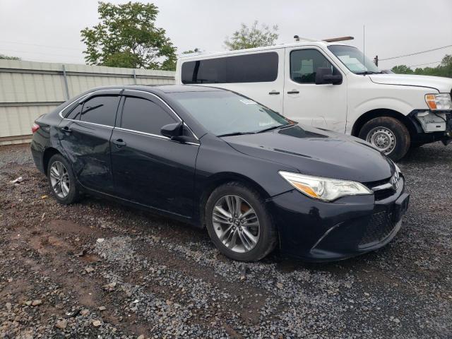Vin: 4t1bf1fk9hu421947, lot: 57099785, toyota camry le 20174