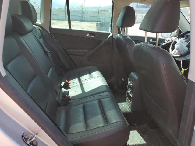 2015 VOLKSWAGEN TIGUAN S - WVGAV7AX3FW607490
