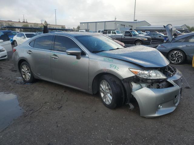 Vin: jthbw1gg6f2086278, lot: 55861035, lexus es300 300h 20154