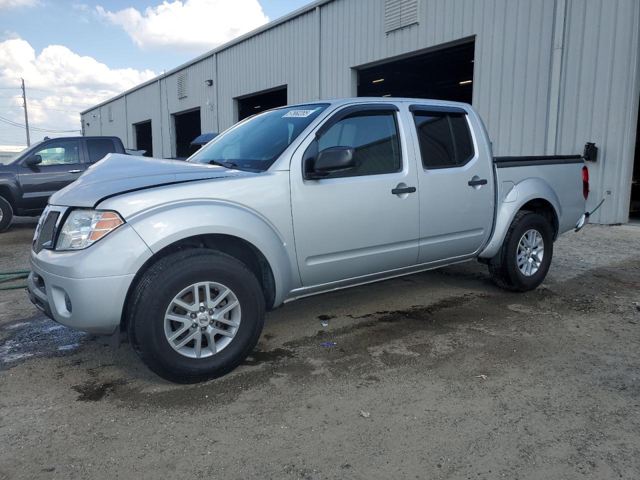 NISSAN FRONTIER S