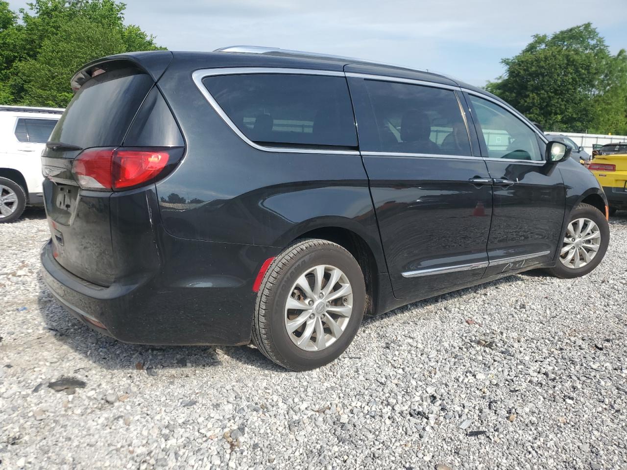 CHRYSLER PACIFICA TOURING L
