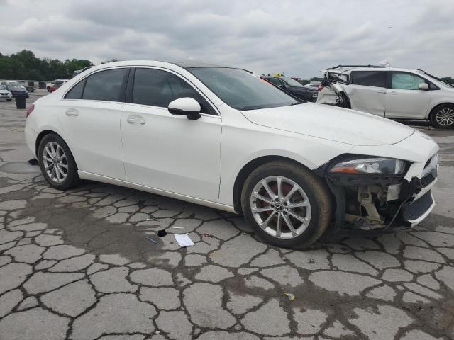 Vin: wdd3g4eb5kw002133, lot: 58797055, mercedes-benz a-class 220 20194
