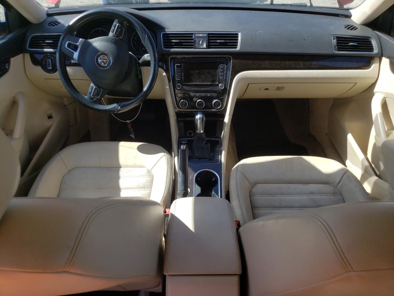 Volkswagen Passat sel 2015