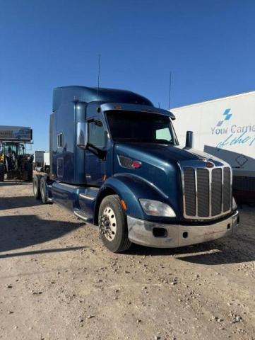 PETERBILT 579 2016 blue tractor diesel 1XPBDP9X7GD340415 photo #1