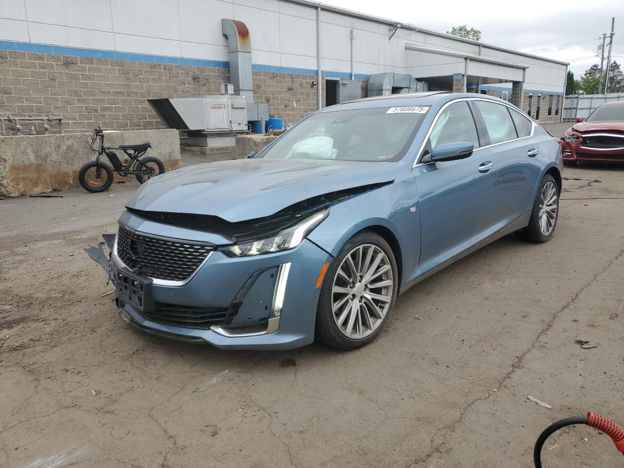 CADILLAC CT5 PREMIUM LUXURY