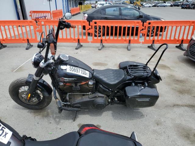 2019 HARLEY-DAVIDSON FLSL 1HD1YDJ63KB067558