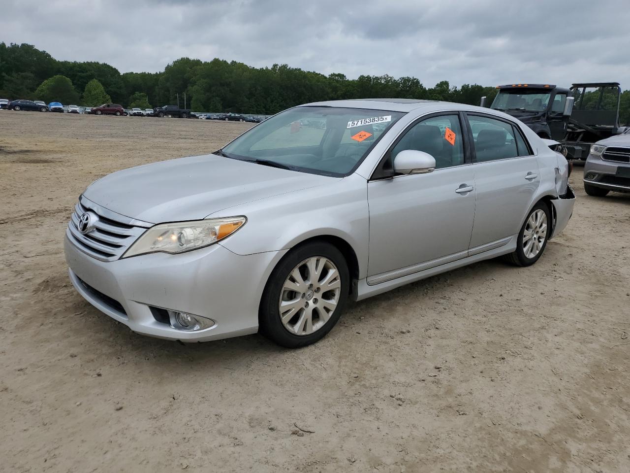 TOYOTA AVALON BASE