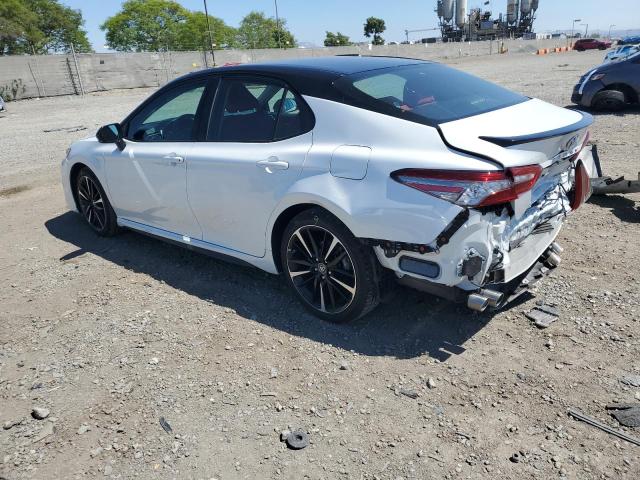 TOYOTA CAMRY XSE 2018 white  gas 4T1B61HK9JU114121 photo #3