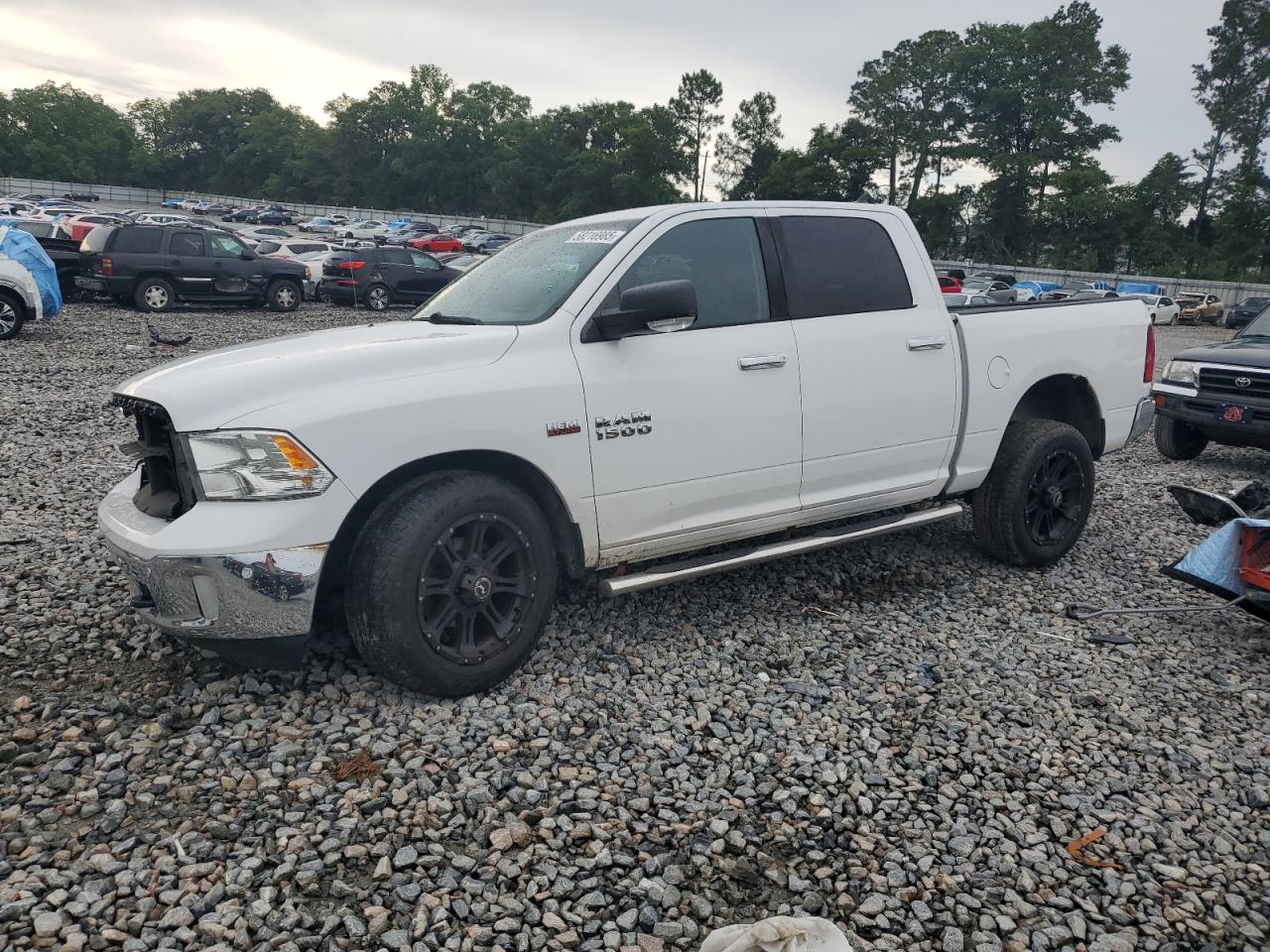 RAM 1500 SLT
