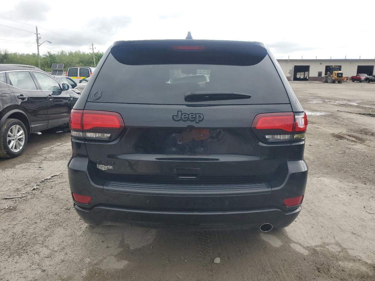 JEEP GRAND CHEROKEE LAREDO