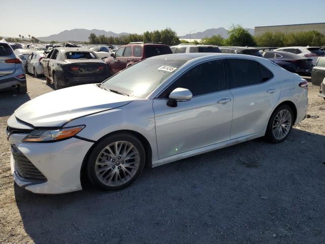 TOYOTA CAMRY XSE