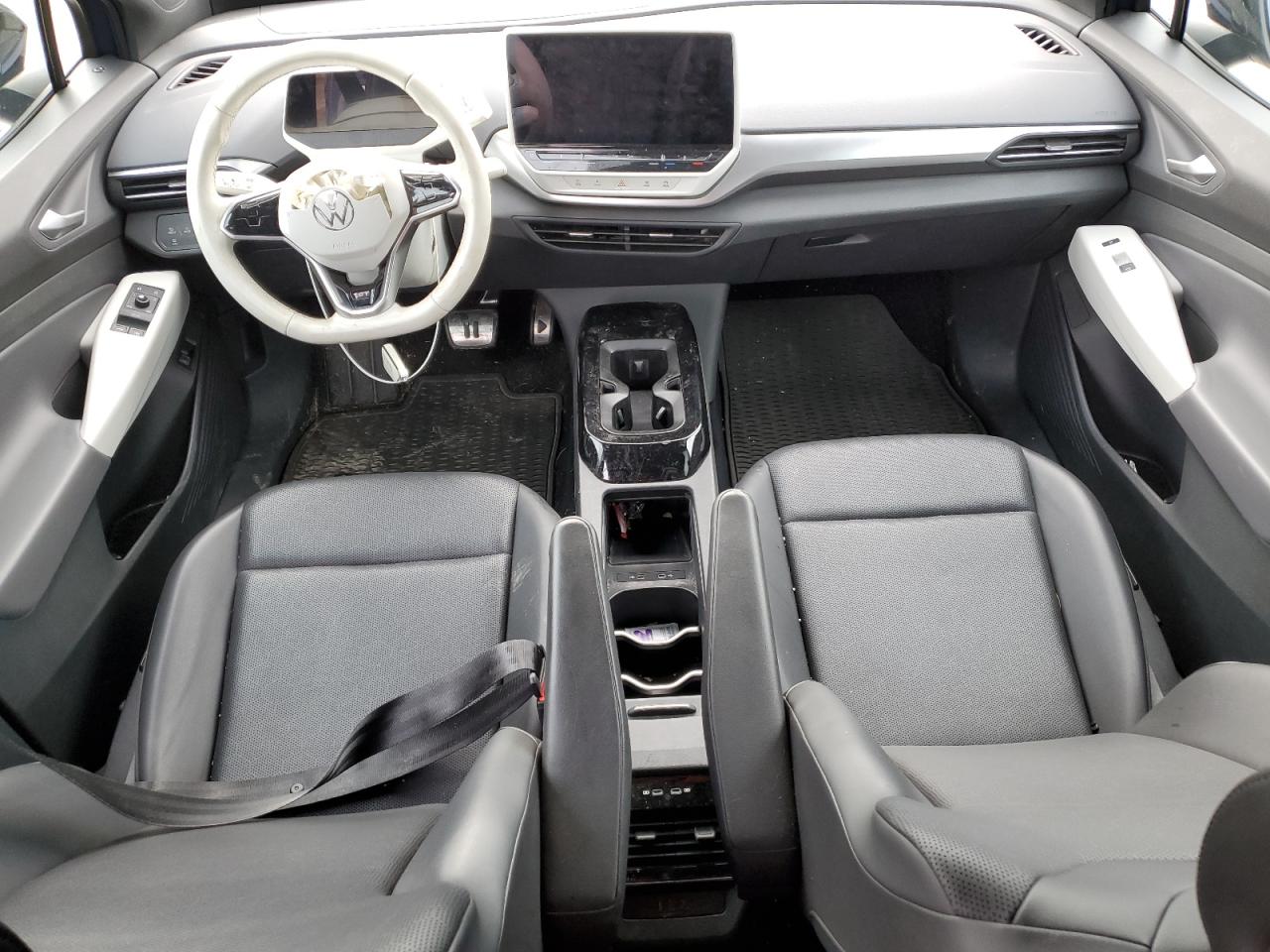 VOLKSWAGEN ID.4 FIRST EDITION