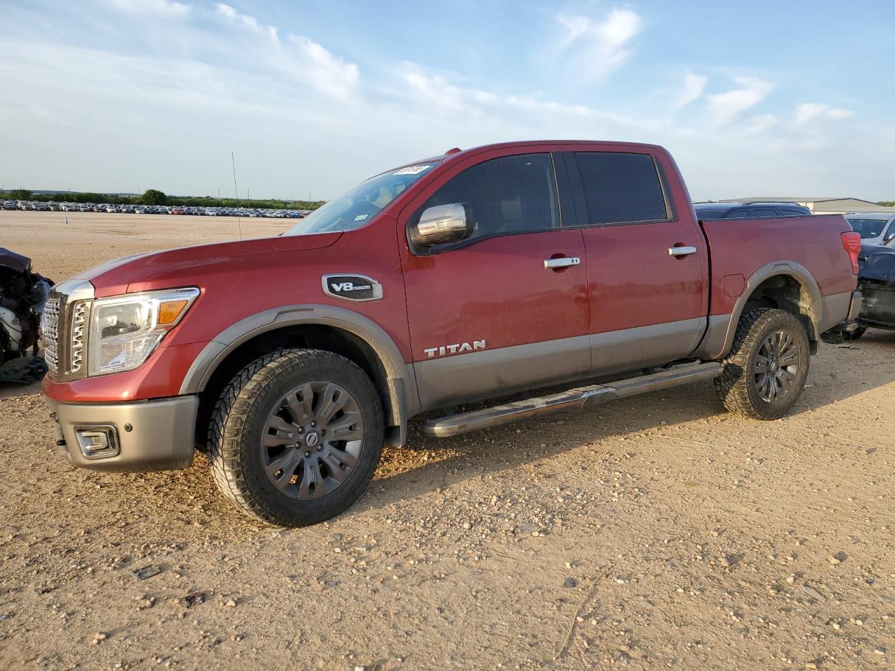 NISSAN TITAN SV