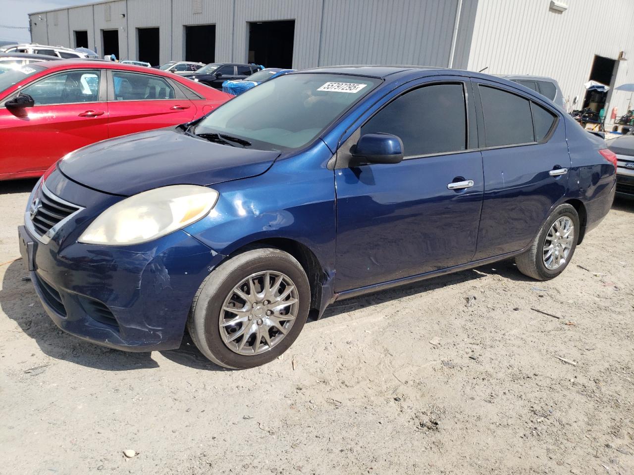 NISSAN VERSA S