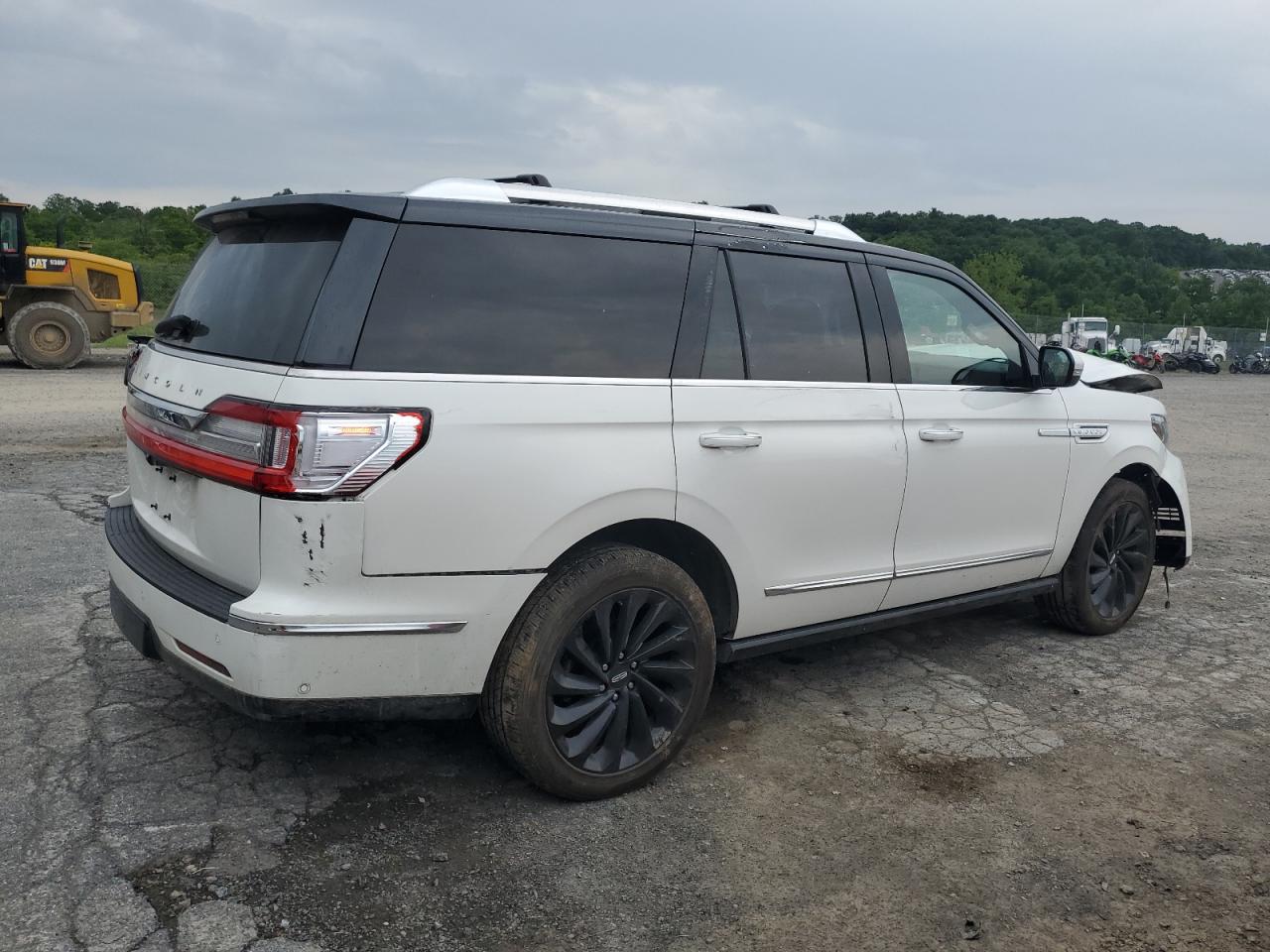 LINCOLN NAVIGATOR RESERVE