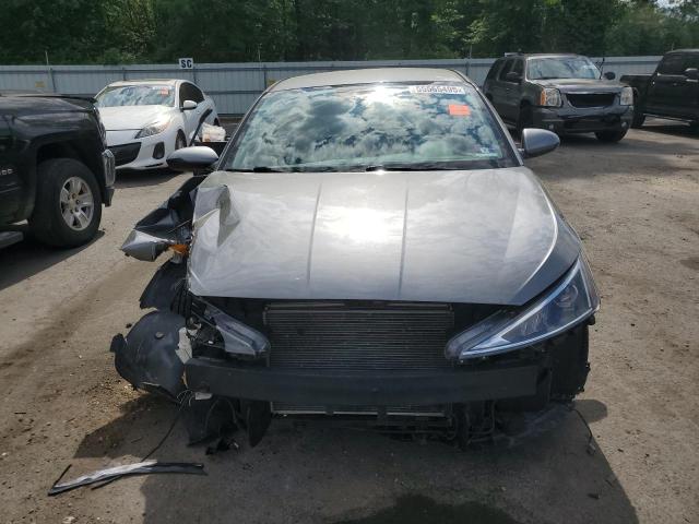 2019 HYUNDAI ELANTRA SE - KMHD74LF9KU812022