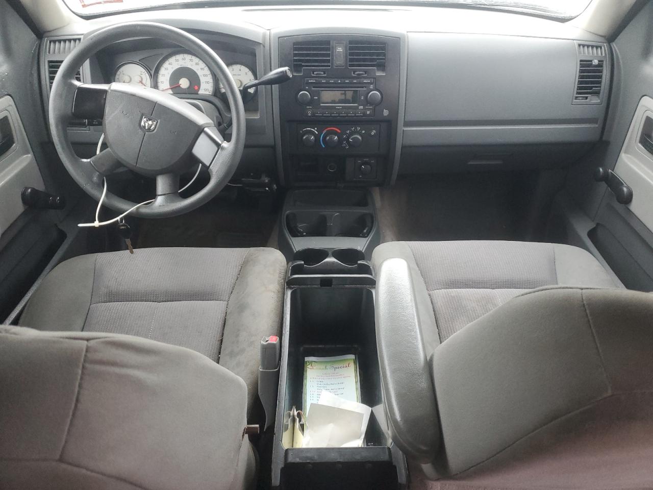 Lot #3278606937 2006 DODGE DAKOTA QUA