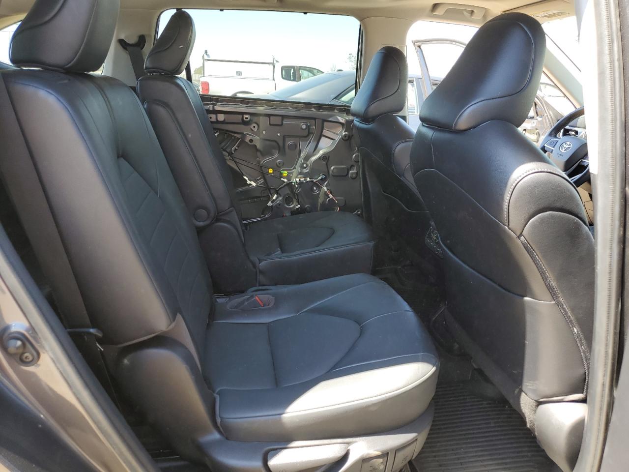 Toyota Highlander 2022