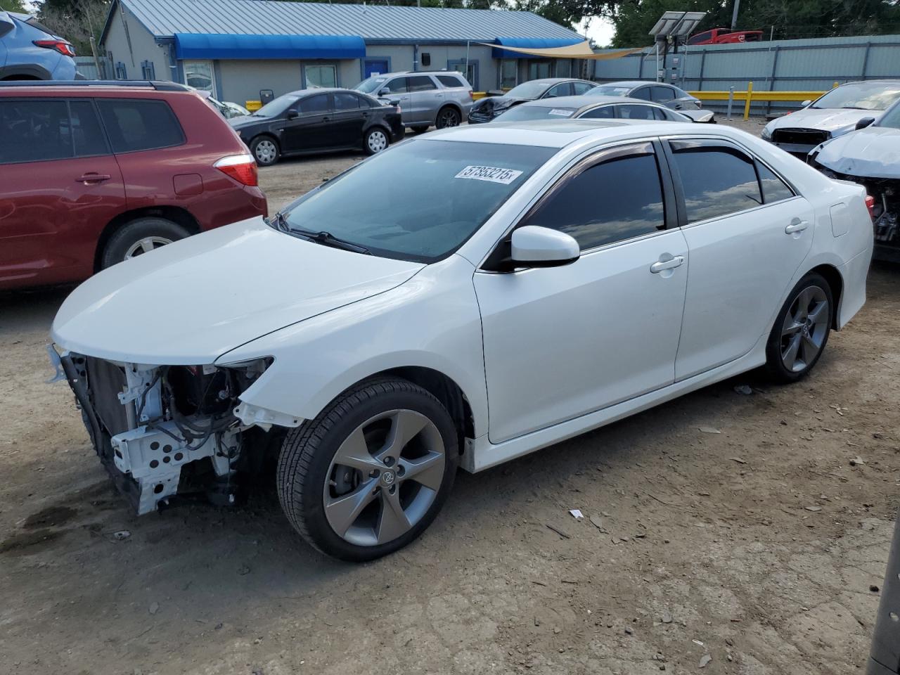 TOYOTA CAMRY L