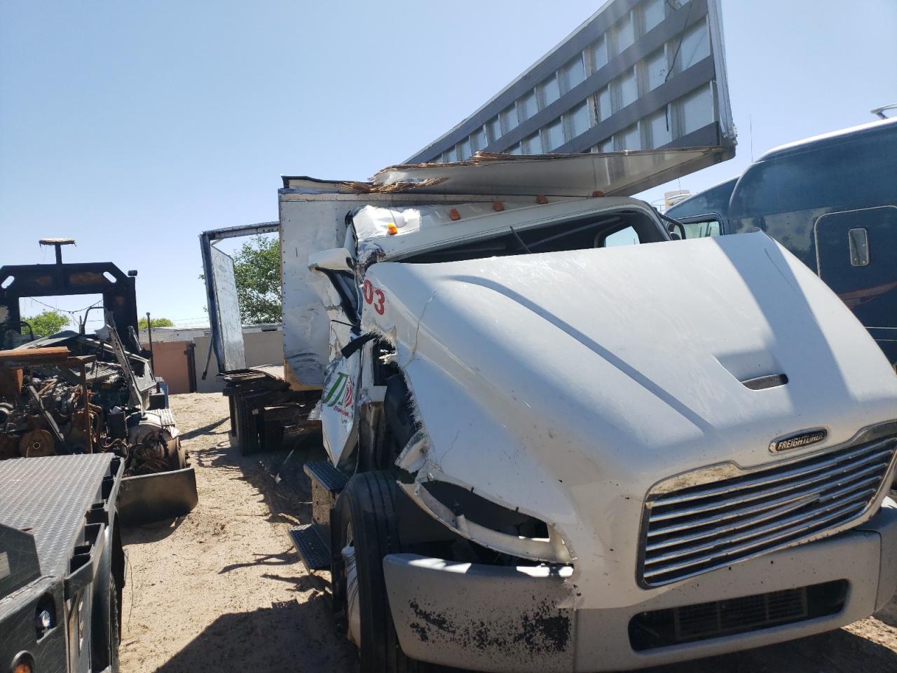 Lot #3284629339 2021 FREIGHTLINER M2 106 MED